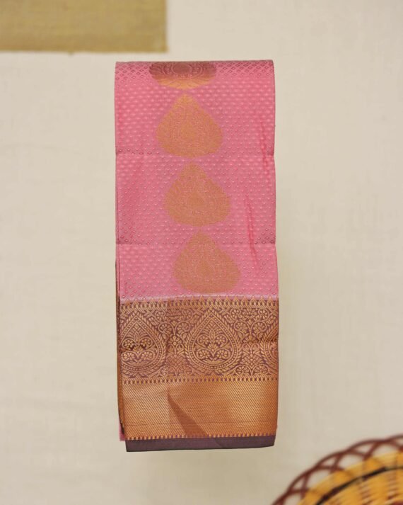 Elegant Pink Premium Silk Saree for a Stylish Statement