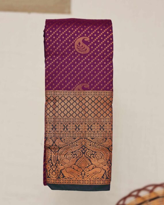 Luxurious Purple Silk Saree: Elevate Your Wardrobe