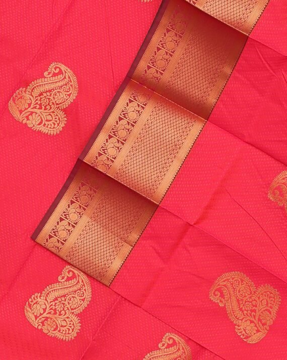 Luxurious Red Silk Saree for Elegance and Grace - Image 2