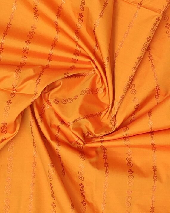 Stunning Soft Silk Saree in Gorgeous Yellow Hue - Image 2