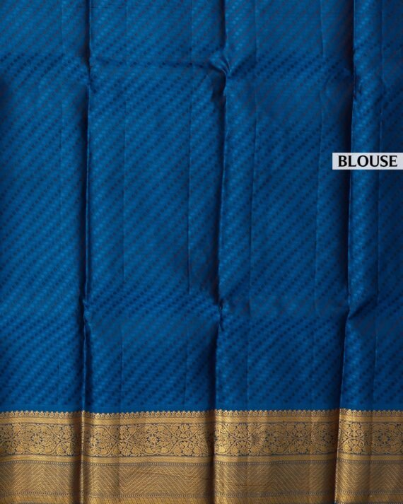 Stunning Pink Onion Kanchipuram Pure Silk Saree - Elevate Your Elegance - Image 5