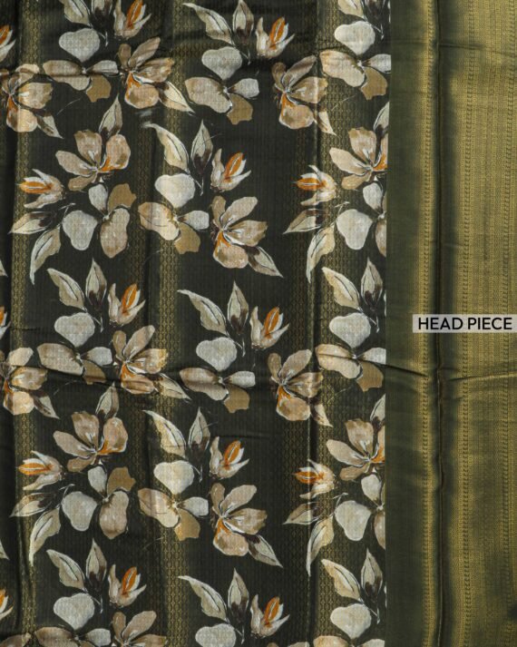 Elegant Dark Green Floral Silk Saree with Luxurious Soft Texture - Image 2