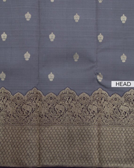 Elegantly Woven Grey Kanchipuram Pure Silk Saree - Image 4