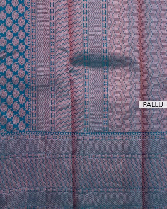 Stunning Blue Kanchipuram Pure Silk Saree - Image 5